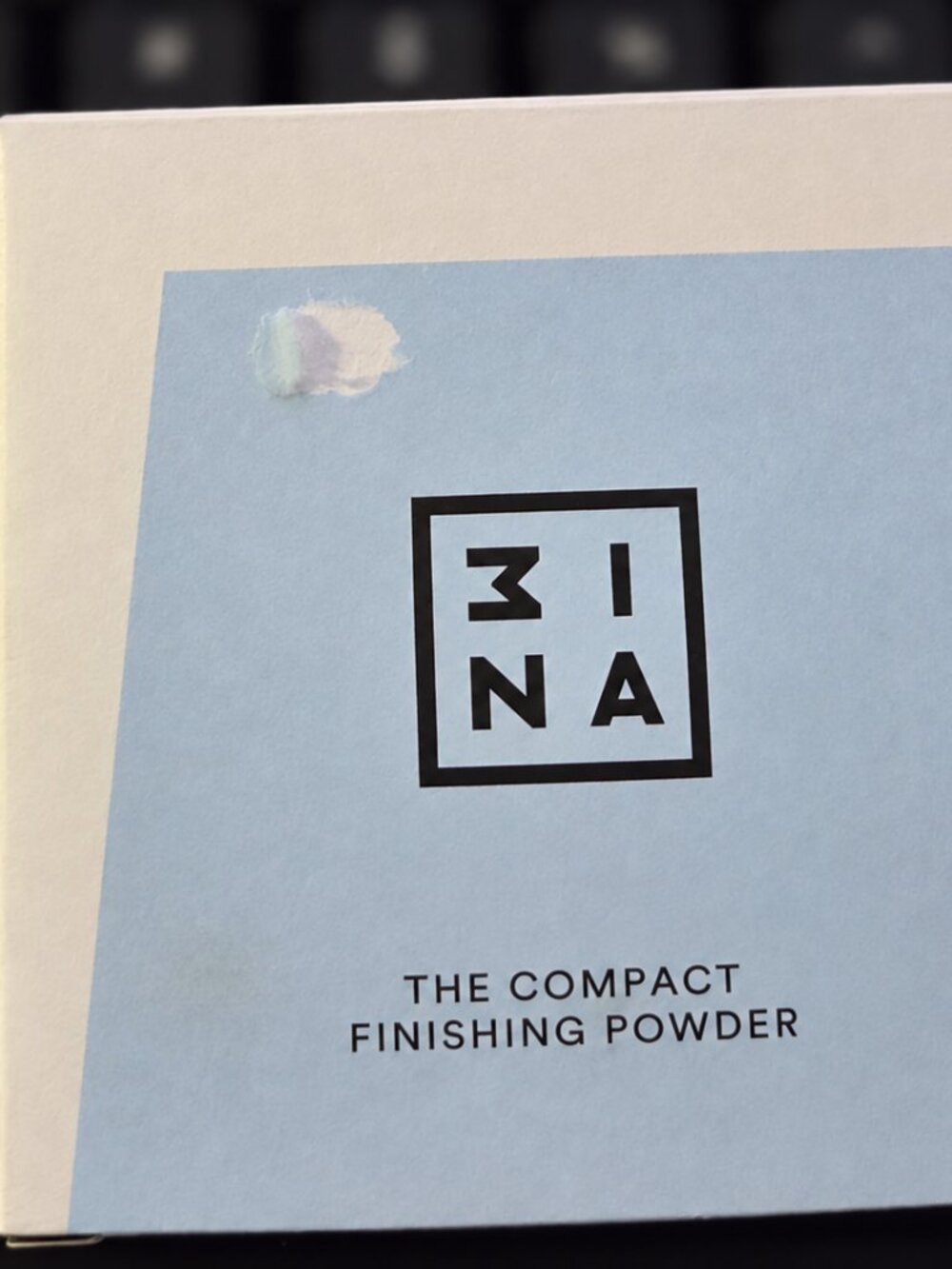 3INA The Compact Finishing Powder